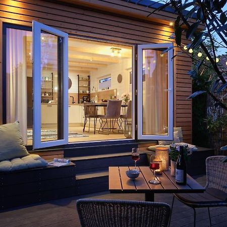Chalet In Koeln - Tinyhouse Buitenkant foto