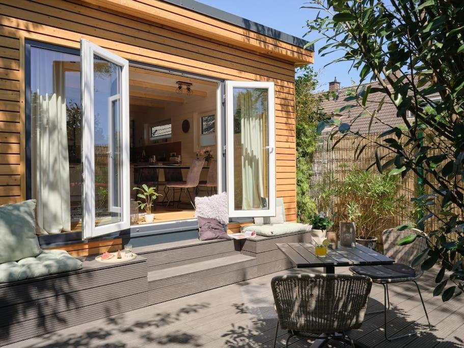 Chalet In Koeln - Tinyhouse Buitenkant foto