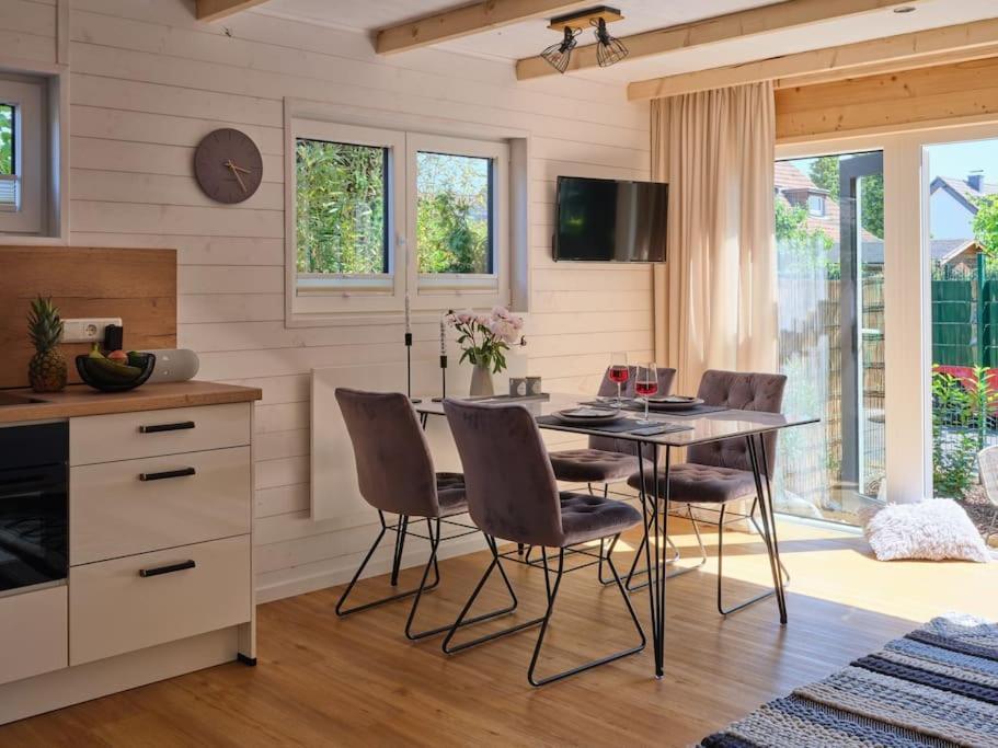 Chalet In Koeln - Tinyhouse Buitenkant foto