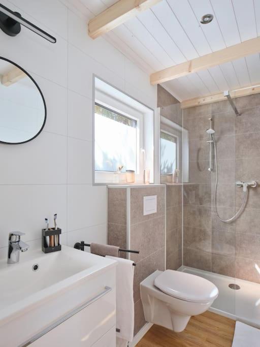 Chalet In Koeln - Tinyhouse Buitenkant foto